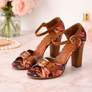 Not Rated Crush On You Floral Boho Heels Wood Block Sandals Sz 6M